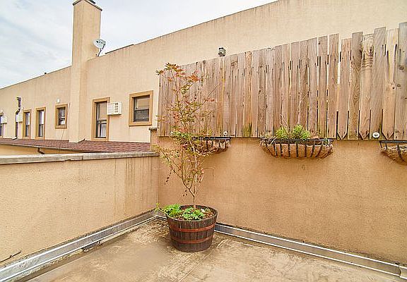 5th image of 349 Saint Johns Pl APT 4A