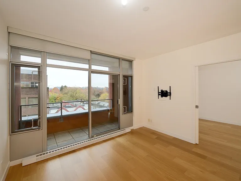 71 E Pender St #503 — Photo 7