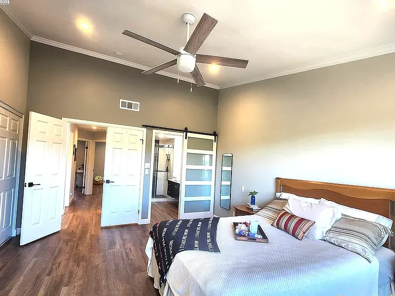 537 Ivy Pointe Cir — Photo 15