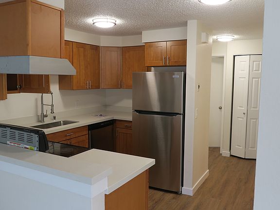 4th image of 24319 27th Ave S #3