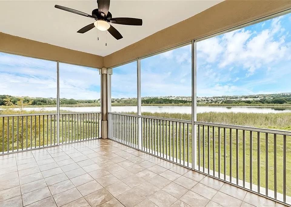 1st image of 981 Lakefront Village Dr