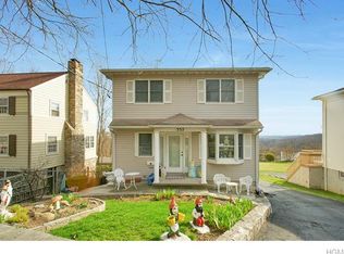 332 Palmer Rd, Yonkers, NY 10701