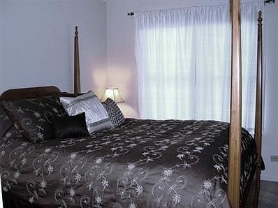 4th image of 214 Glengarry Dr APT 203