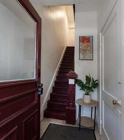 1342 State St #2R — Photo 8