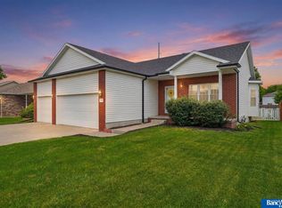 1620 Vavrina Ln, Lincoln, NE 68512