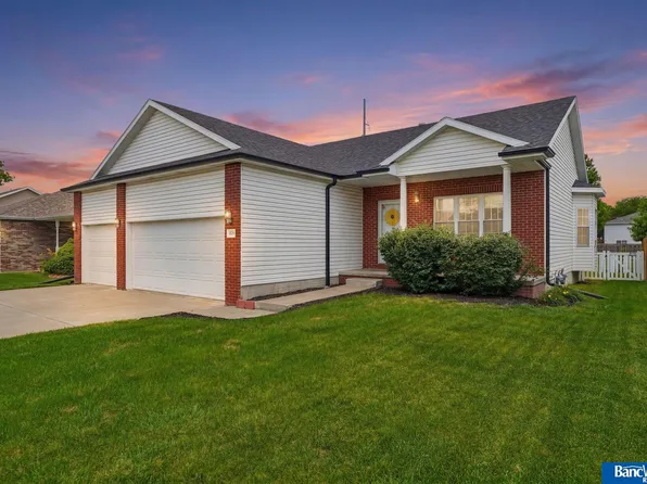 1620 Vavrina Ln, Lincoln, NE 68512