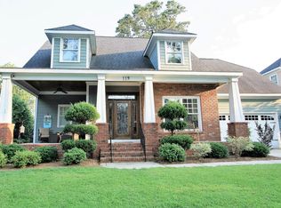 119 Oakridge Ave, Fayetteville, NC 28305