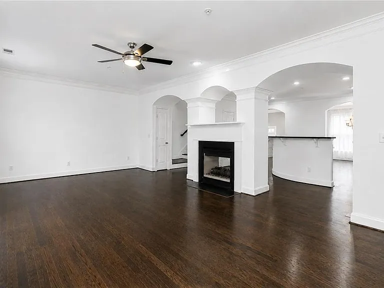 9034 Woodland Trl — Photo 10