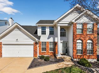 2445 Hickory Manor Dr, Ballwin, MO