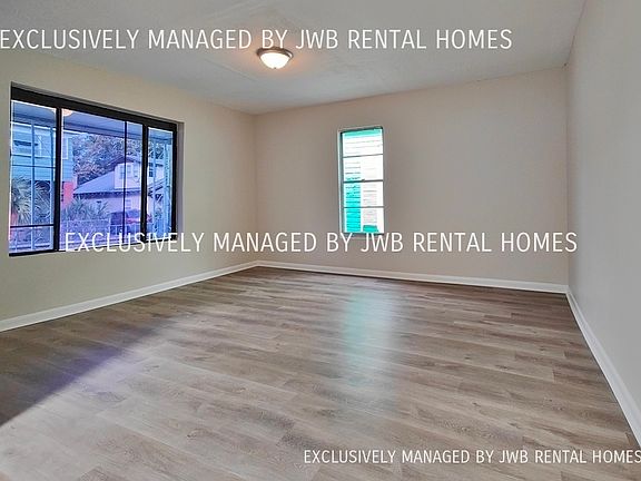 5th image of 1429 Van Buren St