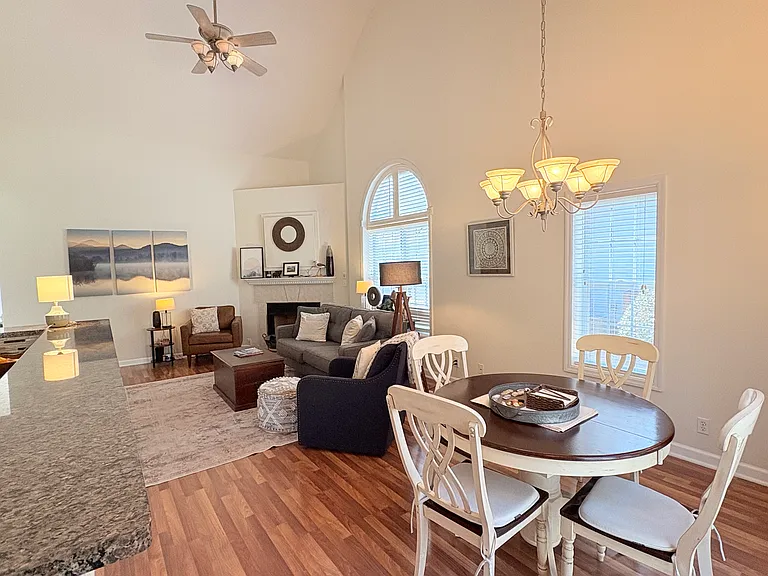 1112 Mill Run Rd — Photo 11