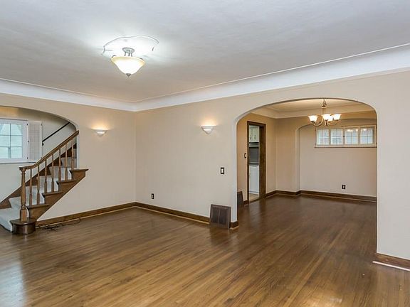 4th image of 3133 Wendover Dr