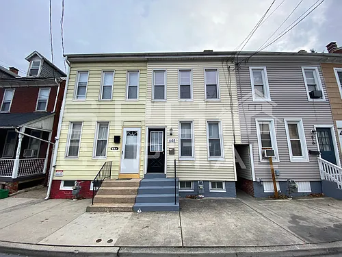 648 W College Ave Photo 1