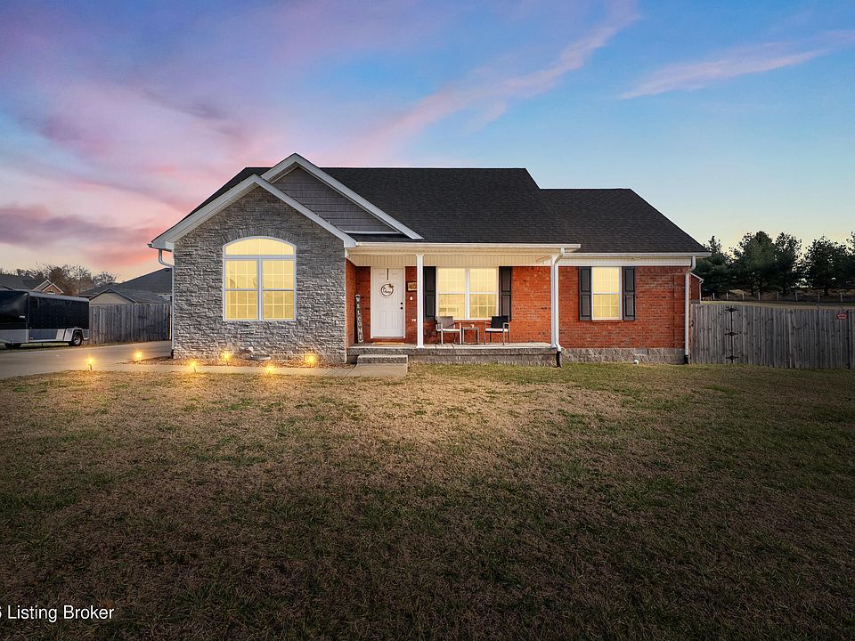 1st image of 403 Browning Ln