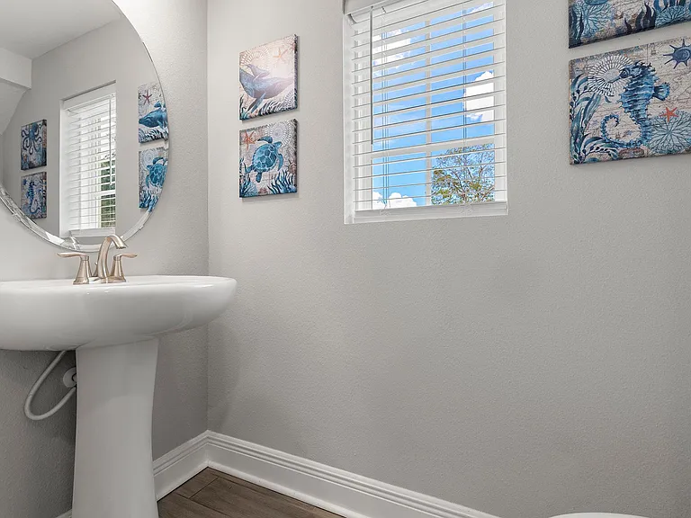 5270 Neil Dr — Photo 7