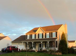 72 Jessica Cir, Schwenksville, PA 19473