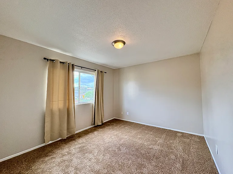 383 Orchid Ln #I — Photo 9