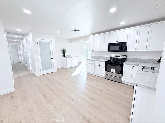 5th image of 2837 7th St