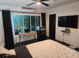 17556 Chase St, Northridge, CA 91325