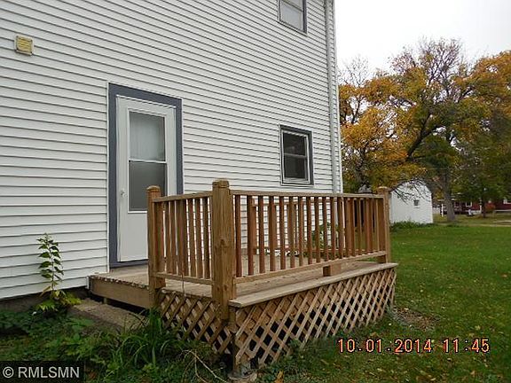 5th image of 608 Walnut Ave E