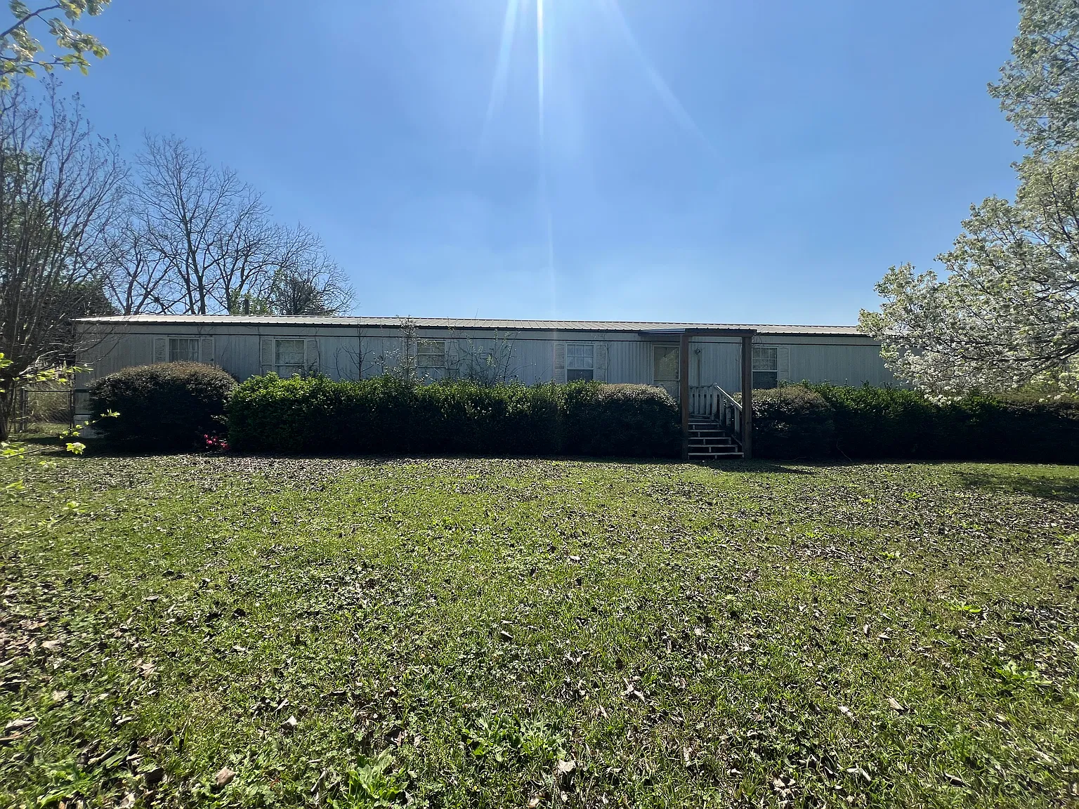 3 bed, 1280 sqft, $1,400 — Photo 1