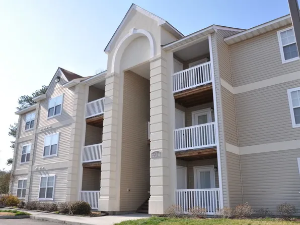 412 Egret Lndg APT 203, Virginia Beach, VA 23454