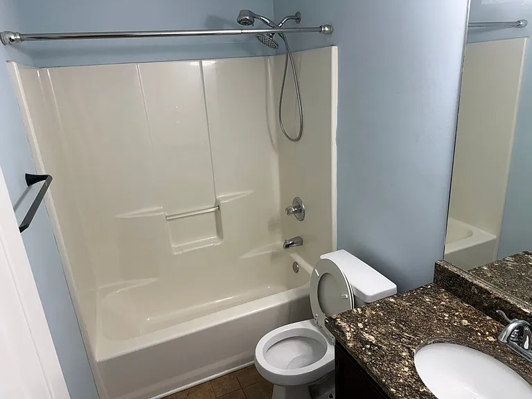 106 Thorton Dr — Photo 9