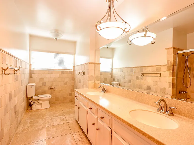 822 S Alma St #1 — Photo 14