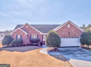 102 Mountain View Dr SW, Calhoun, GA 30701