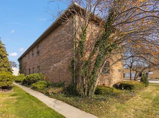 5700 Saint Charles Rd, Berkeley, IL 60163