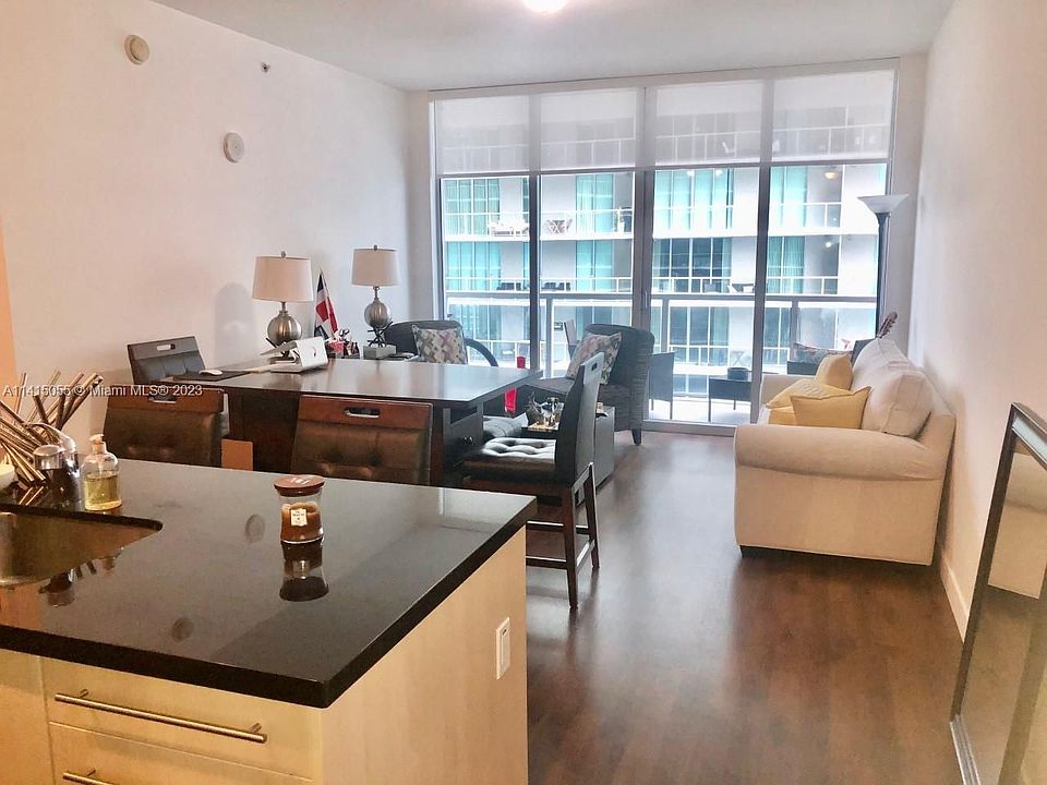 1st image of 1111 SW 1st Ave APT 3115