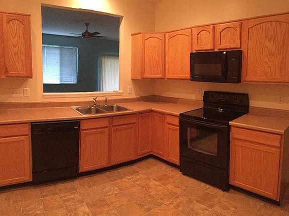 3rd image of 5404 Scarletoak Dr
