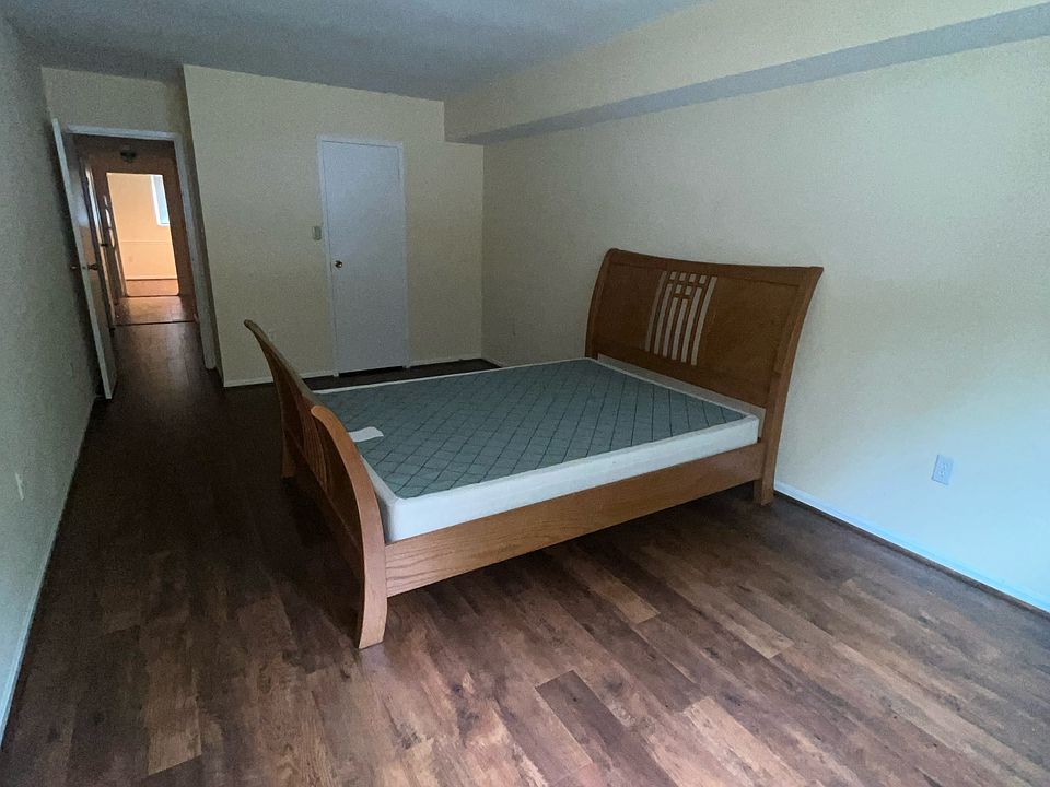 1st image of 9708 Kings Crown Ct #2
