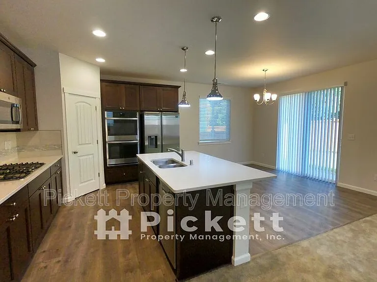4222 Andasio Loop SE — Photo 11