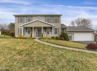 152 W Hills Dr, Williamsport, PA 17701