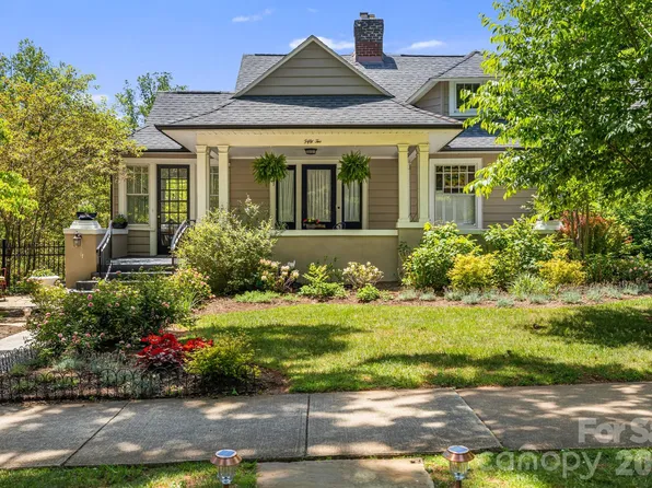52 Edwin Pl, Asheville, NC 28801