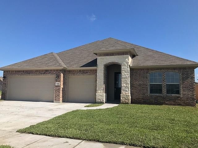 1st image of 2210 Aquila St