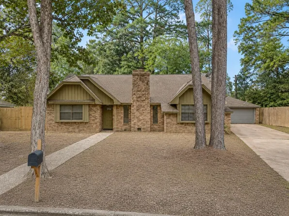 208 Cliffbrook Ln, Cleveland, TX 77327