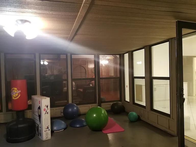 10796 Morning Glory Dr — Photo 12