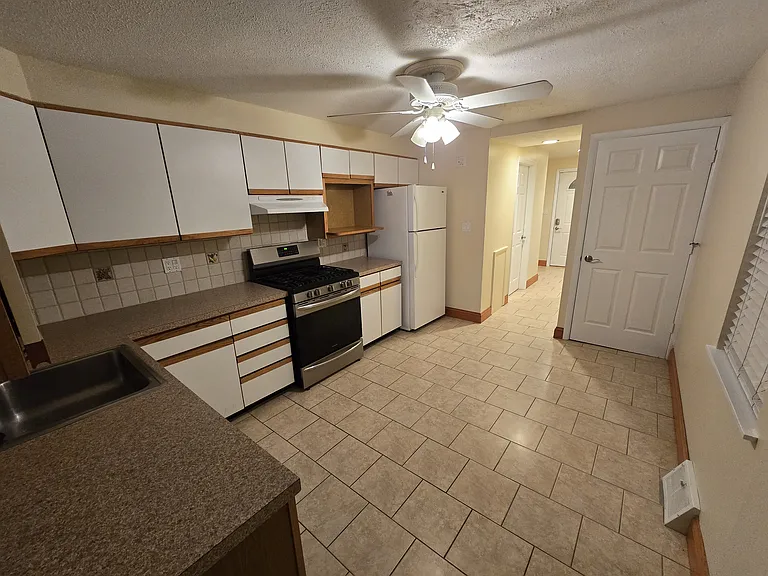 193 Liberty St #1 — Photo 5
