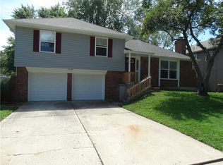 523 Mark Ln, Belton, MO 64012