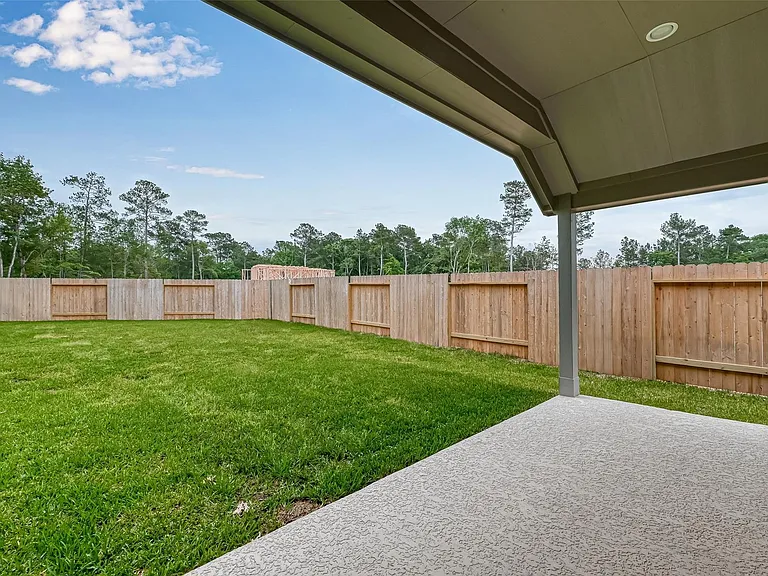 308 Mullins Ct — Photo 34