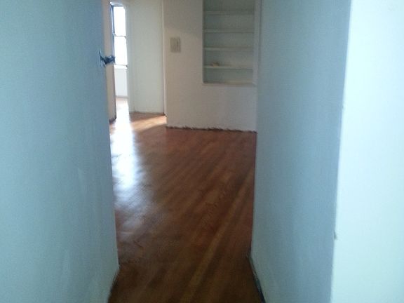 2nd image of 3715 Kings Hwy APT 3K