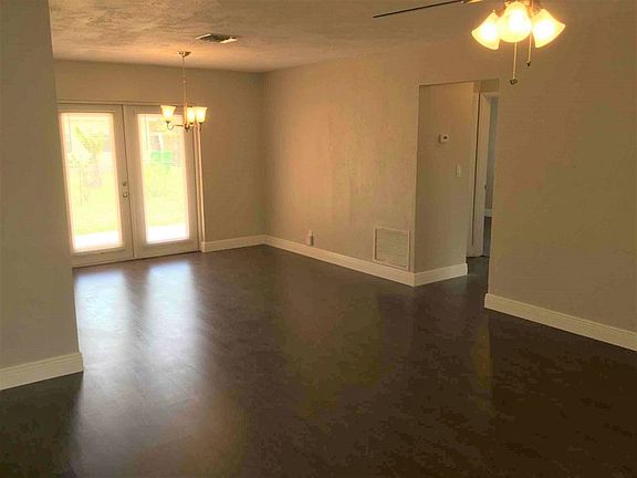 3rd image of 6100 NW 16th Ct