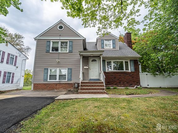 2nd image of 1230 Foster Ave