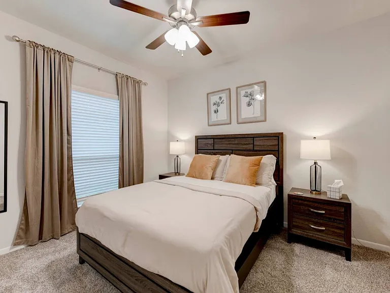 2812 Fox River Dr — Photo 11