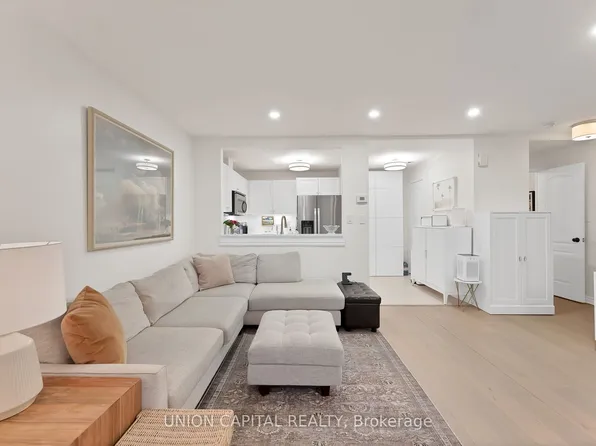 108 Finch Ave W #A3, Toronto, ON M2N 6W6