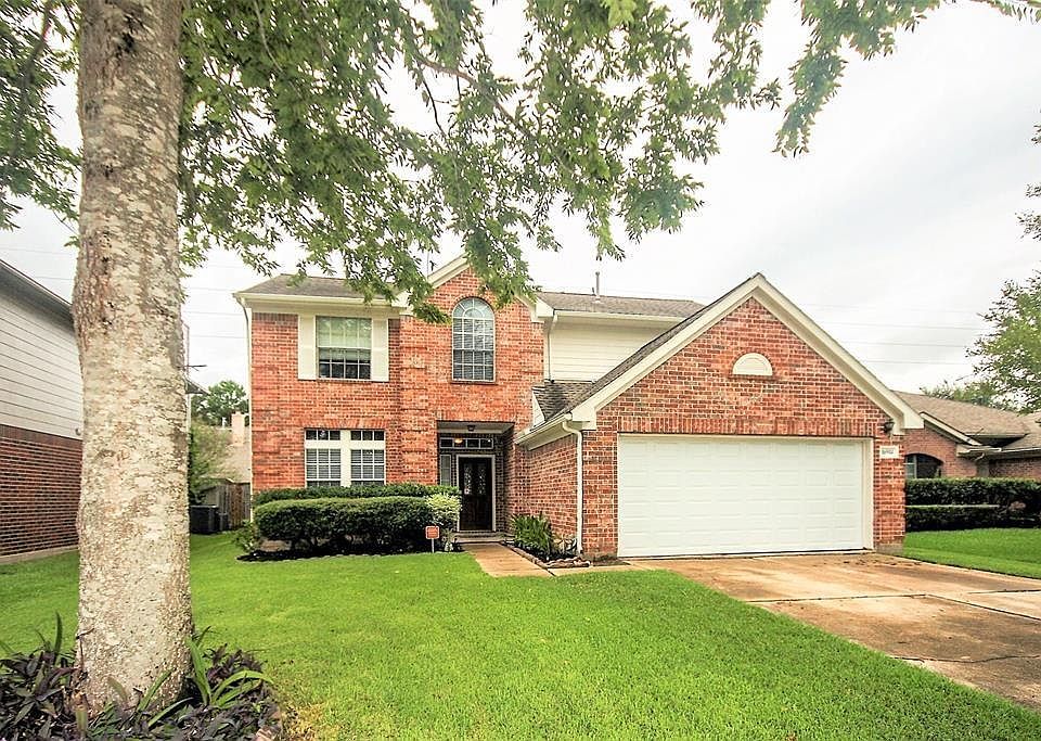 1st image of 16914 Summer Hollow Dr