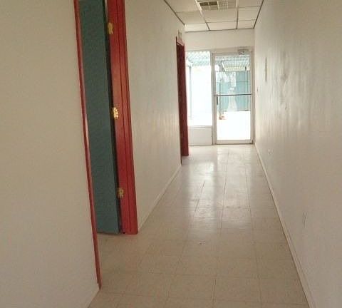 2nd image of 104 E Pike St