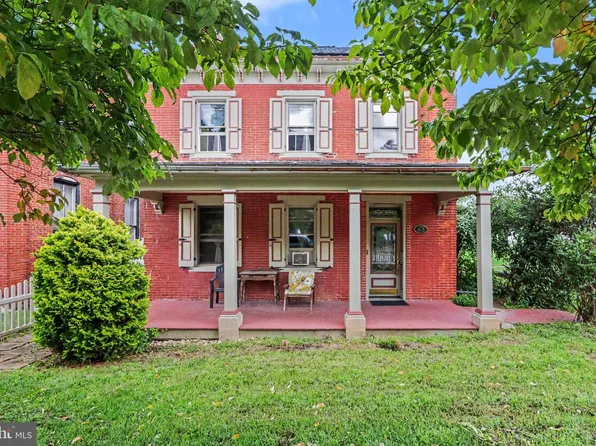 63 W Main St, Lebanon, PA 17042